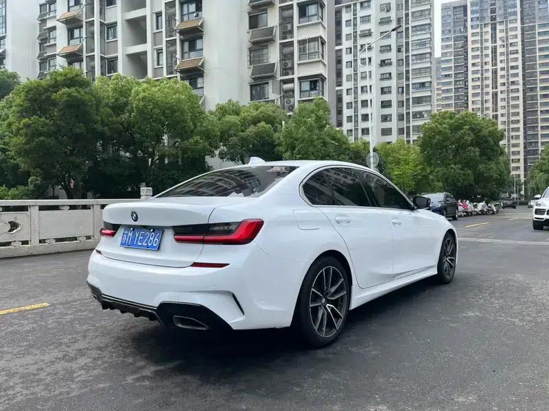 2020 BMW 3 Series 325i M Sport Package — миниатюра 7
