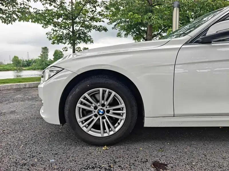 BMW 3 Series 2014 320Li Fashion Edition — миниатюра 10
