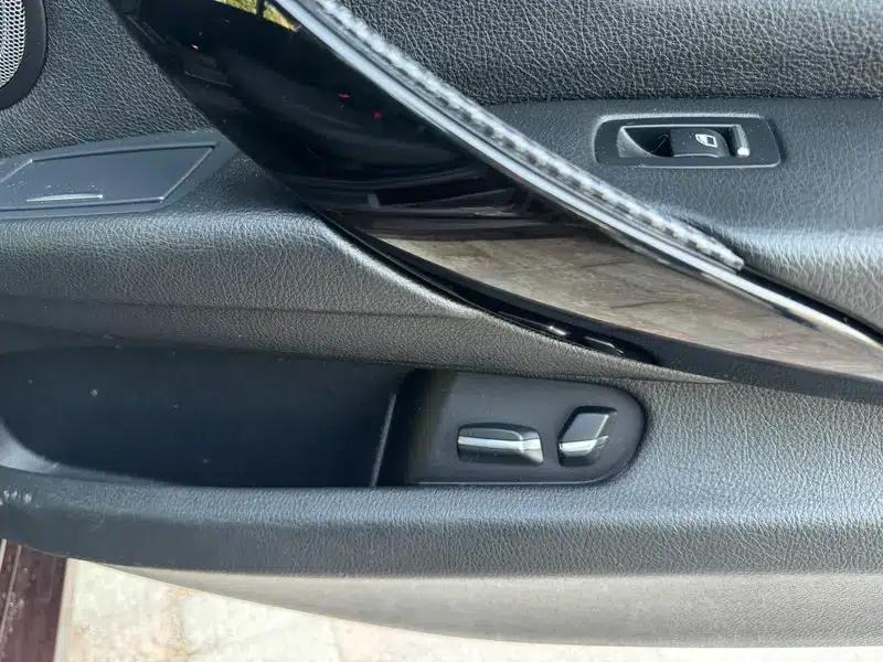 BMW 3 Series 2018 320Li Fashion Edition — миниатюра 7