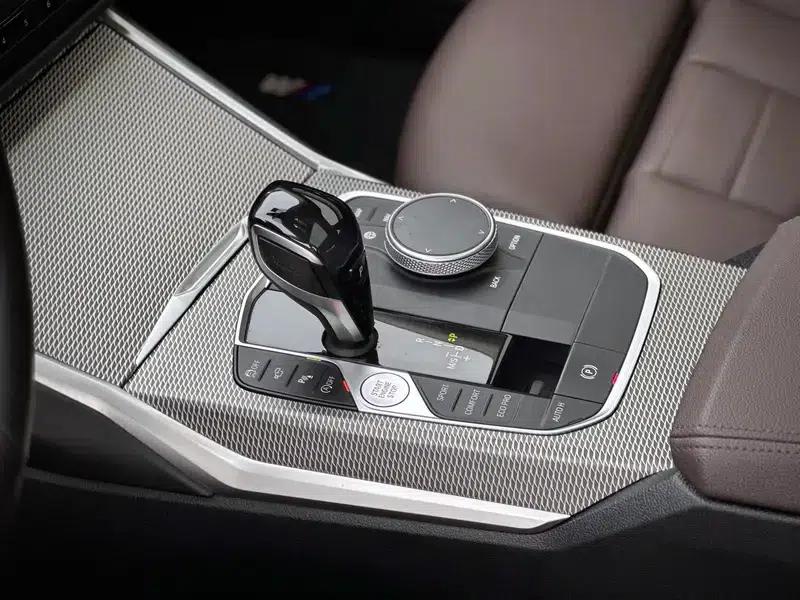 2020 BMW 3 Series Facelift 325i M Sport Shadow Edition — миниатюра 15