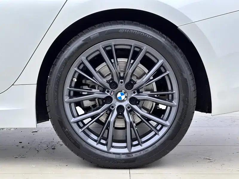 2020 BMW 3 Series Facelift 325i M Sport Shadow Edition — миниатюра 6
