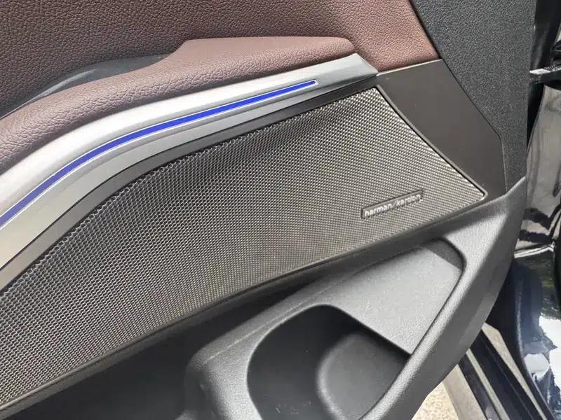 2020 BMW 3 Series Facelift 325Li M Sport Shadow Edition — миниатюра 8