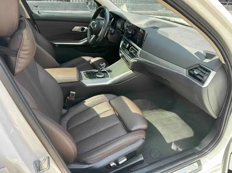 2022 BMW 3 Series Facelift 325i M Sport Shadow Edition — миниатюра 7