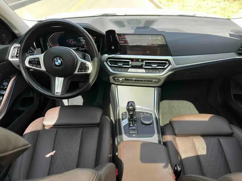 2022 BMW 3 Series Facelift 325i M Sport Shadow Edition — миниатюра 8