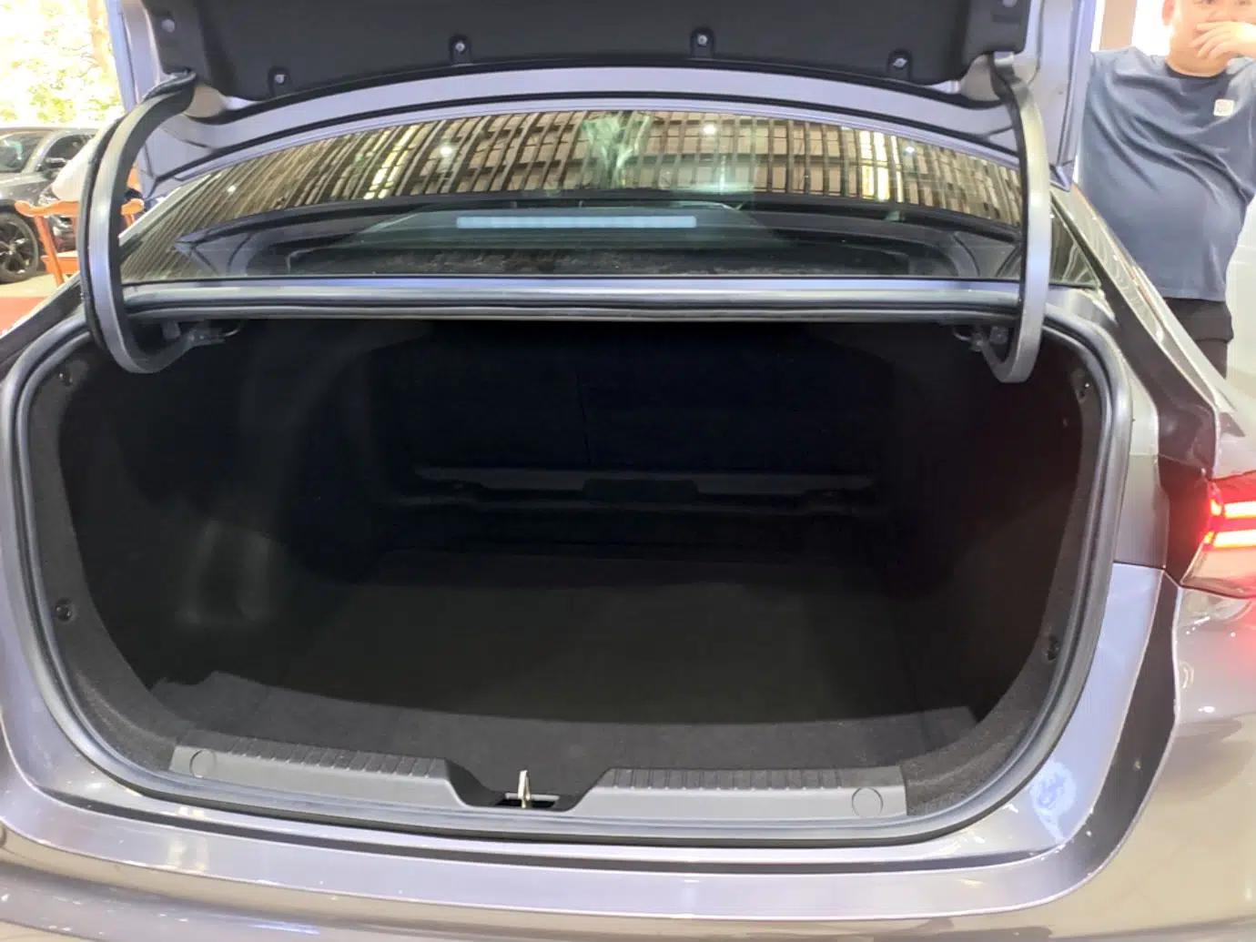 GAC Trumpchi EMPOW 2023 270T DCT J15 Version — миниатюра 22