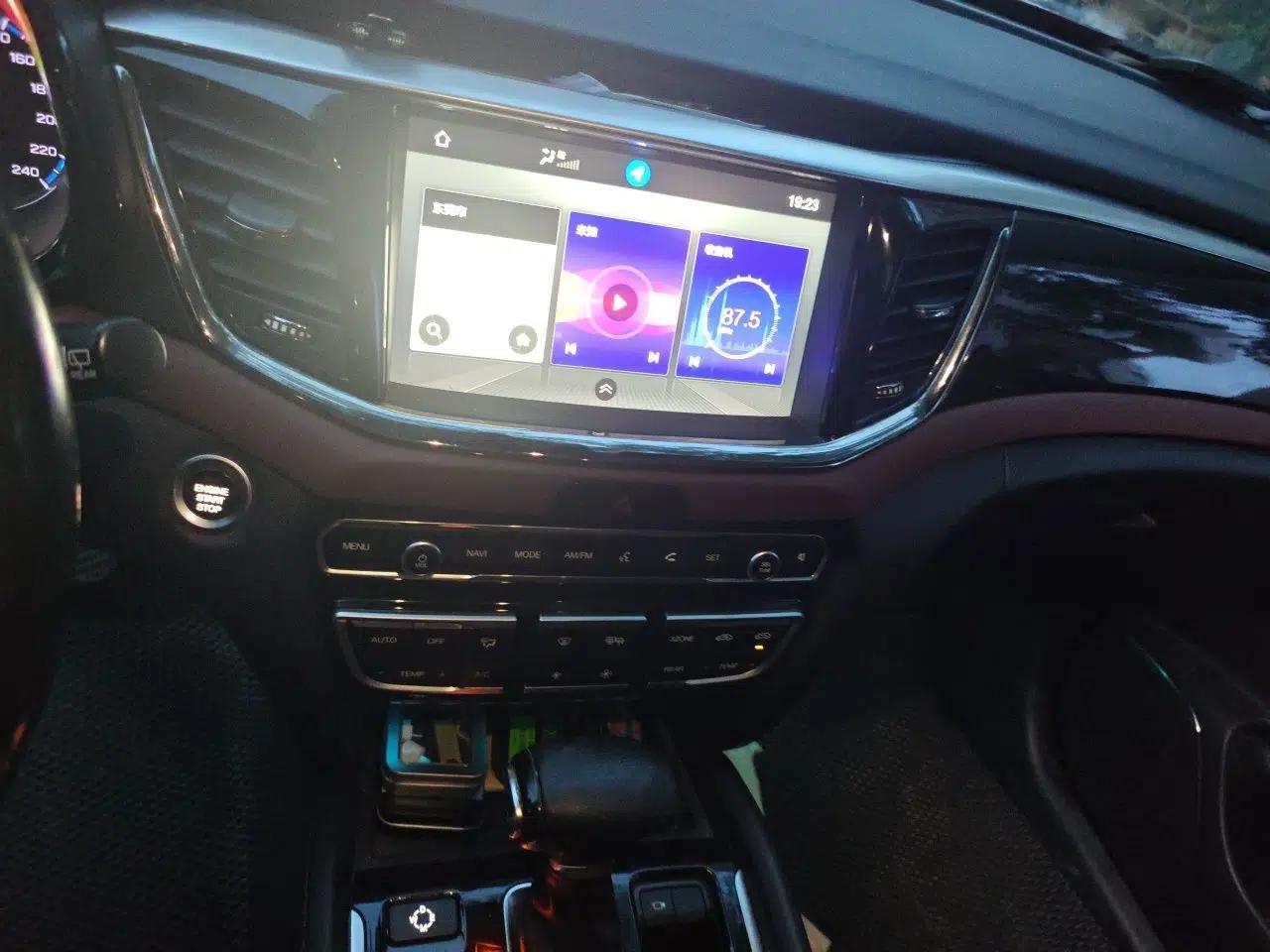 GAC Trumpchi GS8 2017 320T Two-Wheel Drive Prestige Version (7 Seats) — миниатюра 13