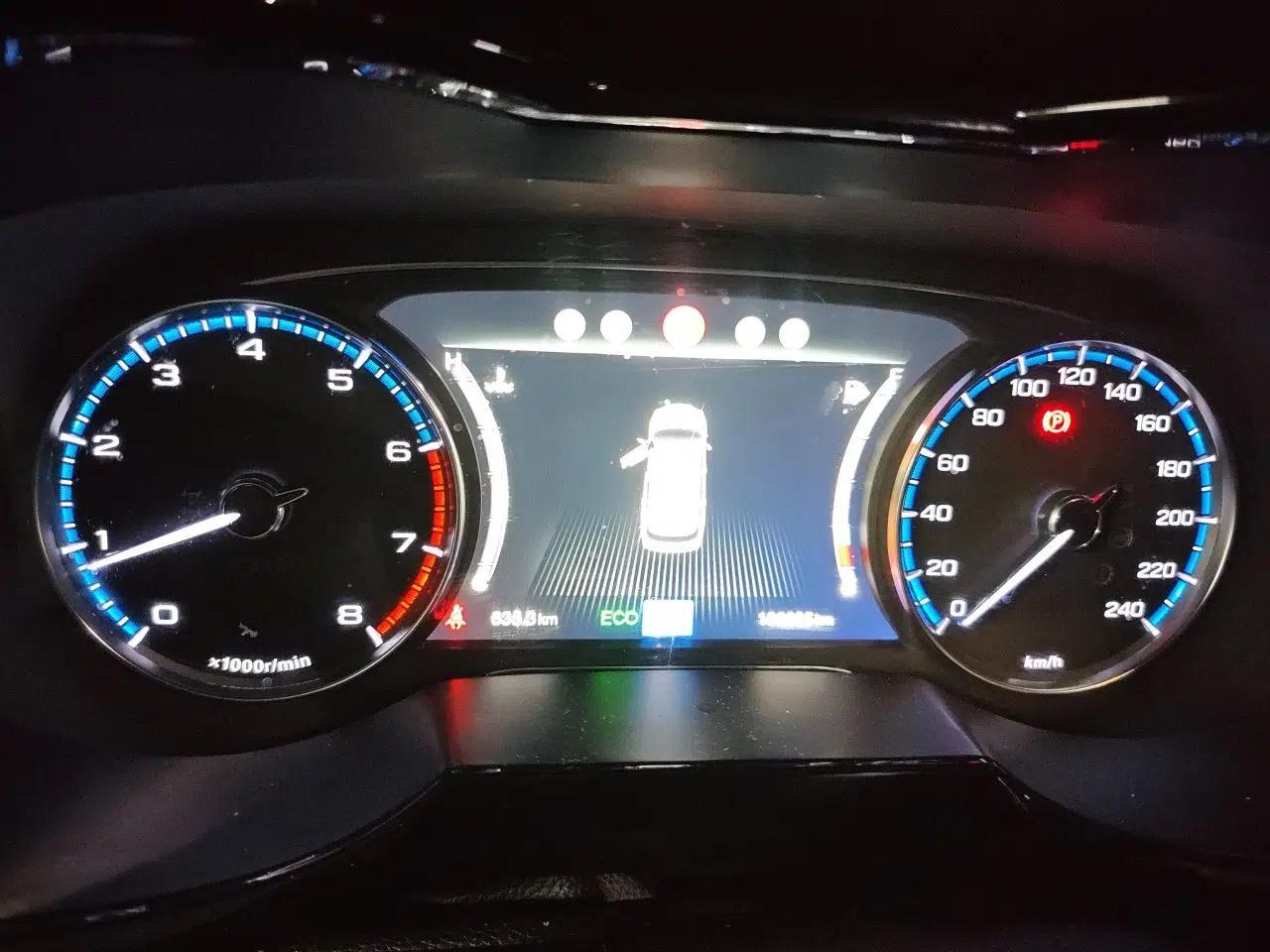 GAC Trumpchi GS8 2017 320T Two-Wheel Drive Luxury Smart Connectivity Version (7 Seats) — миниатюра 11