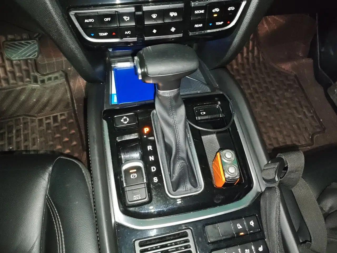 GAC Trumpchi GS8 2017 320T Two-Wheel Drive Luxury Smart Connectivity Version (7 Seats) — миниатюра 14