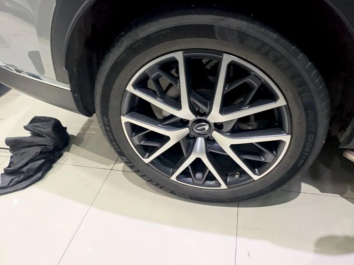 GAC Trumpchi GS8 2022 Linghang Series 2.0 TGDI Two-Wheel-Drive Luxury Smart Connectivity Version (7 Seats) — миниатюра 11