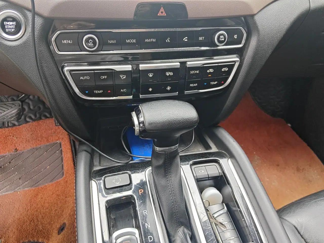 GAC Trumpchi GS8 2017 320T Two-Wheel Drive Luxury Smart Connectivity Version (7 Seats) — миниатюра 14