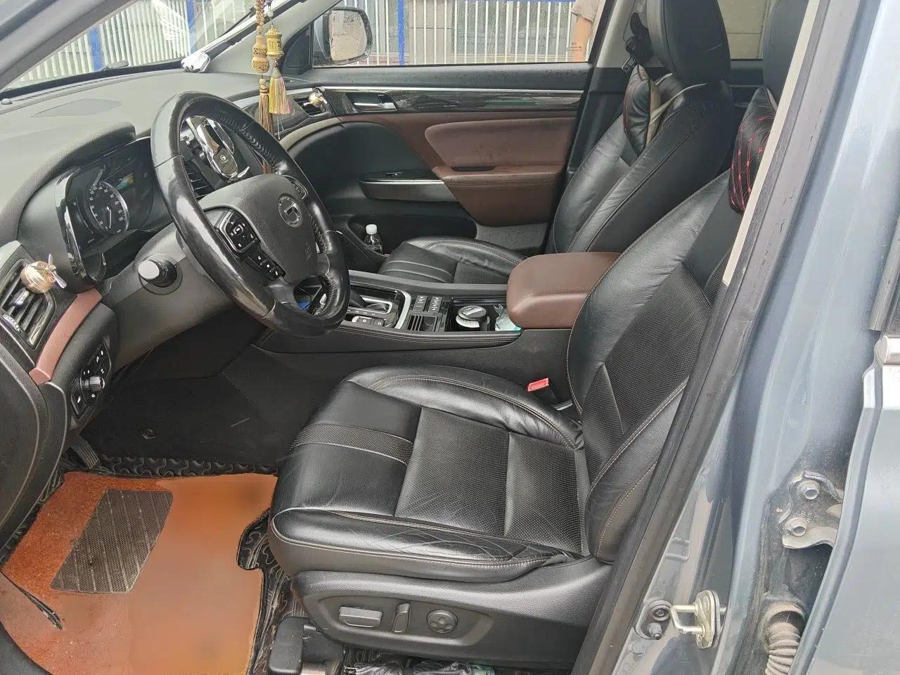 GAC Trumpchi GS8 2017 320T Two-Wheel Drive Luxury Smart Connectivity Version (7 Seats) — миниатюра 15