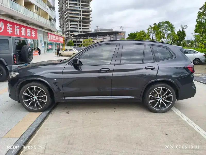 BMW X3 2022 Facelift xDrive30i Leading Edition M Sport Package — миниатюра 3