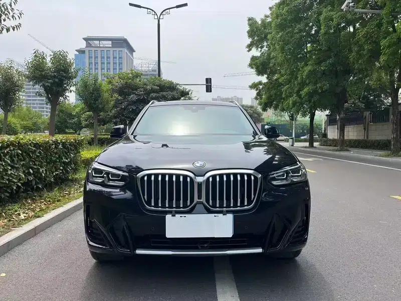 2024 BMW X3 2.0T Automatic AWD 5-seater Factory Custom Edition — миниатюра 2