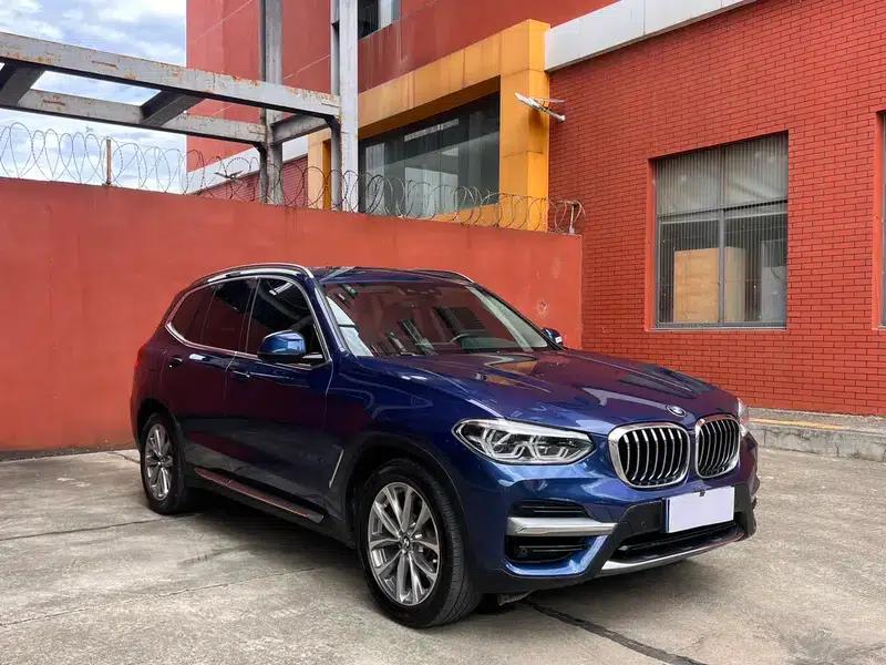 BMW X3 2021 xDrive25i Luxury Package — миниатюра 3