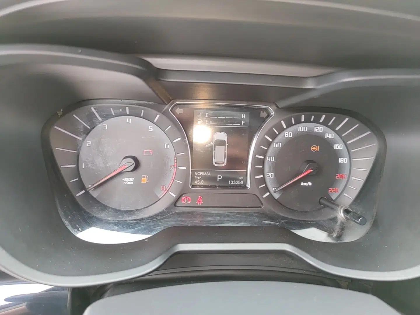 GAC Trumpchi GS4 2017 235T Automatic Two-Wheel Drive Elite Edition — миниатюра 19