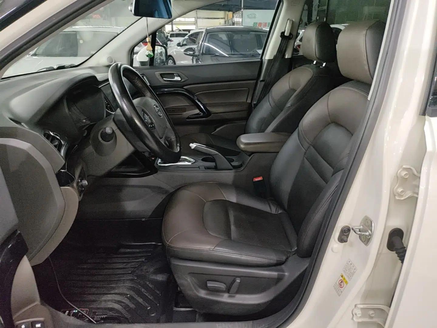 GAC Trumpchi GS4 2015 200T G-DCT Luxury Edition — миниатюра 17