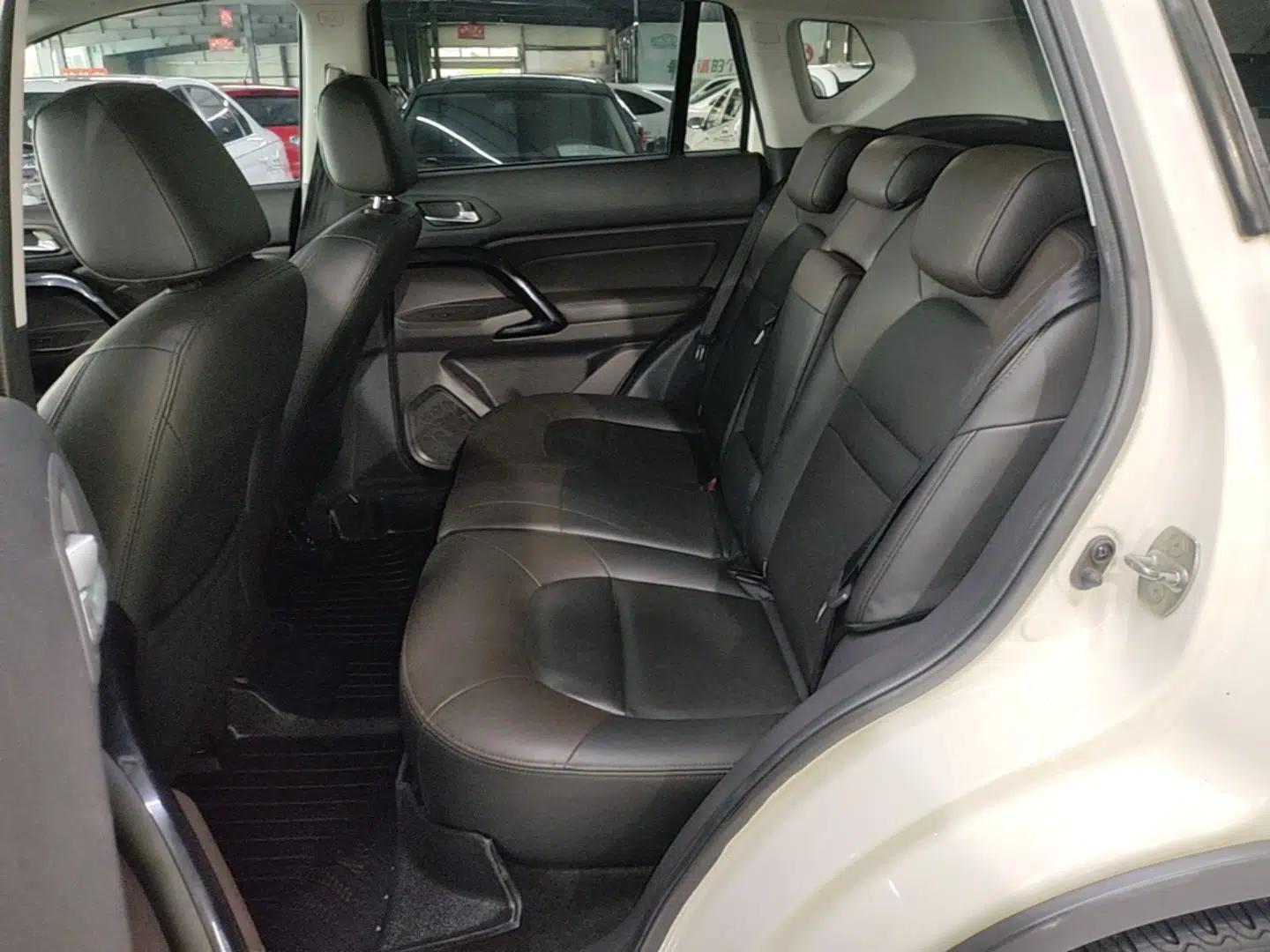 GAC Trumpchi GS4 2015 200T G-DCT Luxury Edition — миниатюра 20