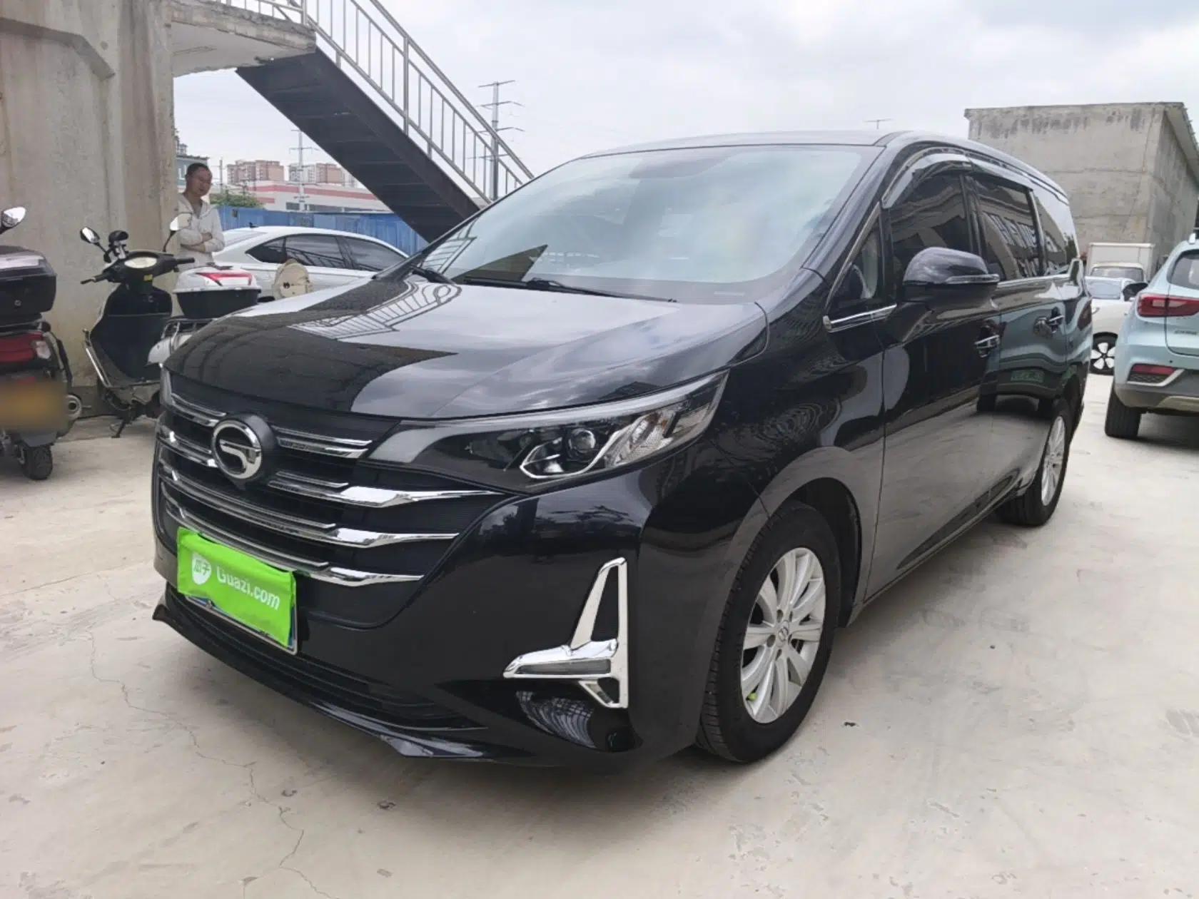 GAC Trumpchi M6 2021 270T DCT Luxury Edition (7 Seats) — миниатюра 1