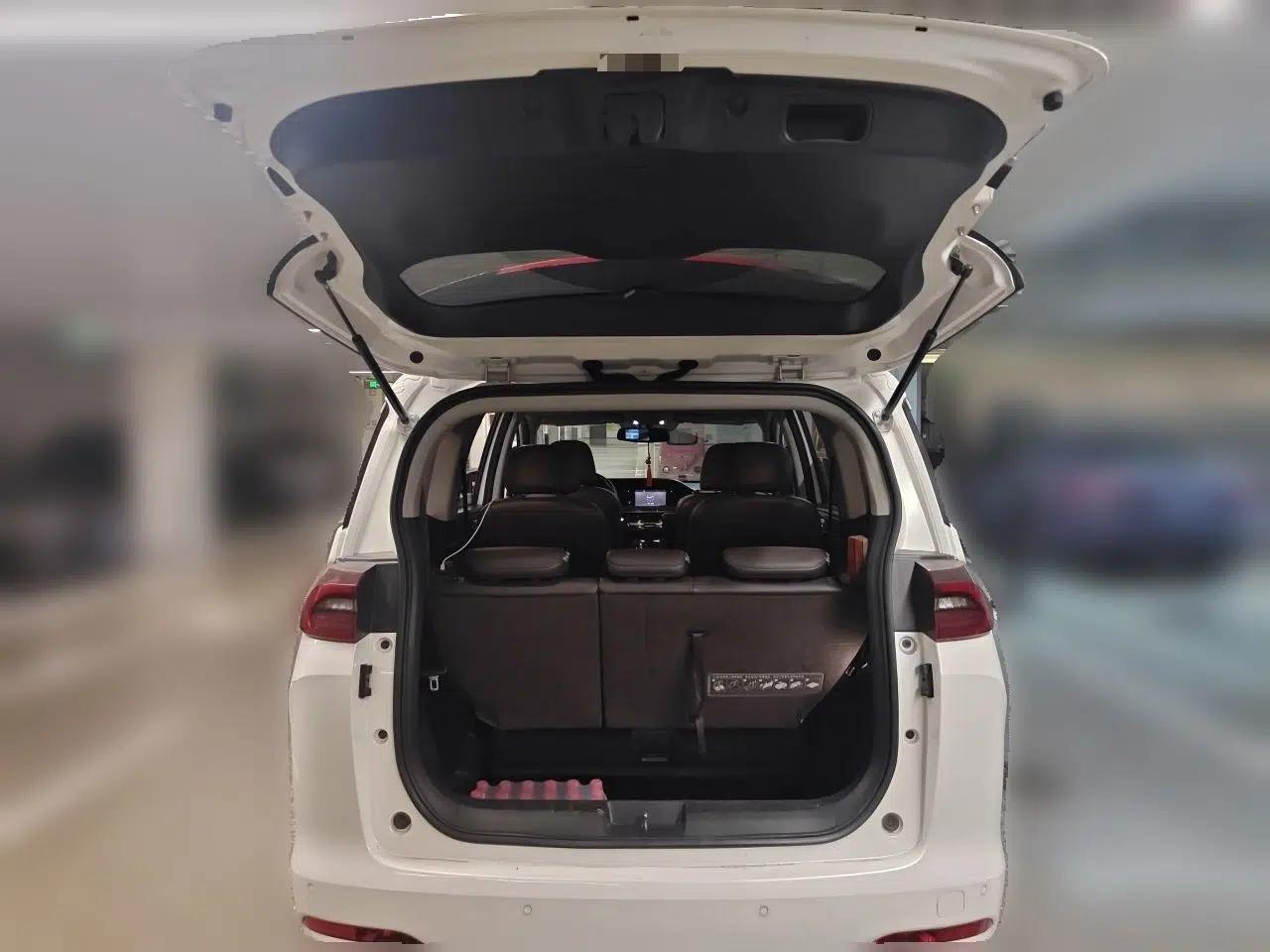 GAC Trumpchi M6 2019 270T Automatic Luxury Edition (7-seater) China V Standard — миниатюра 19