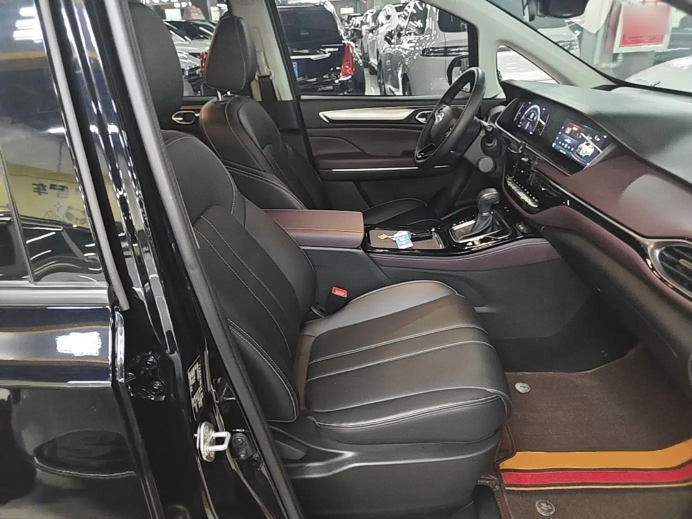 GAC Trumpchi M6 2023 PRO 270T DCT Luxury Edition — миниатюра 24