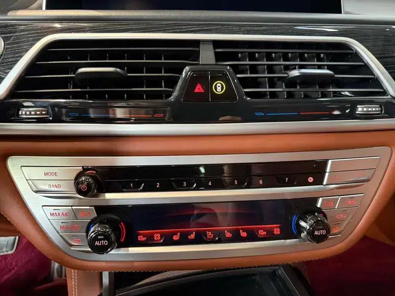 2019 BMW 7 Series Facelift M760Li xDrive V12 Sport Package — миниатюра 12