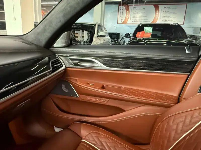2019 BMW 7 Series Facelift M760Li xDrive V12 Sport Package — миниатюра 14