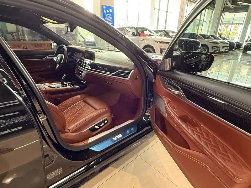 2019 BMW 7 Series Facelift M760Li xDrive V12 Sport Package — миниатюра 17