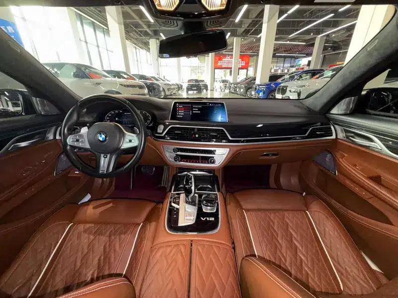 2019 BMW 7 Series Facelift M760Li xDrive V12 Sport Package — миниатюра 22