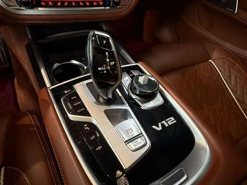 2019 BMW 7 Series Facelift M760Li xDrive V12 Sport Package — миниатюра 25
