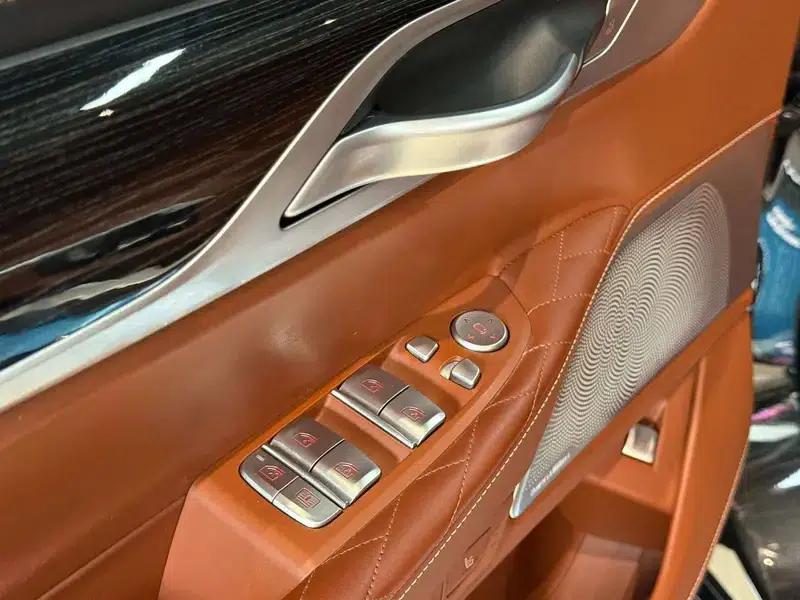 2019 BMW 7 Series Facelift M760Li xDrive V12 Sport Package — миниатюра 33