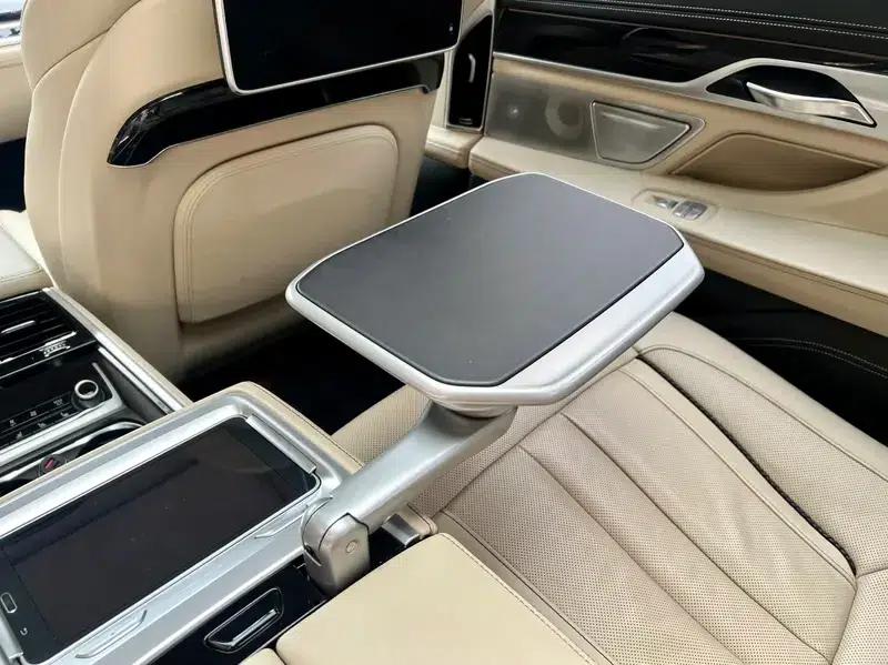 2018 BMW 7 Series 740Li xDrive Luxury M Sport Package — миниатюра 12