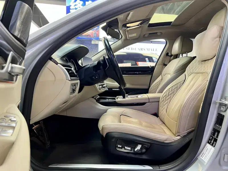 2018 BMW 7 Series 740Li xDrive Luxury M Sport Package — миниатюра 16