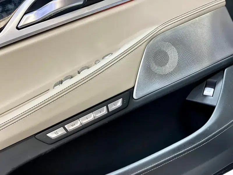 2018 BMW 7 Series 740Li xDrive Luxury M Sport Package — миниатюра 7
