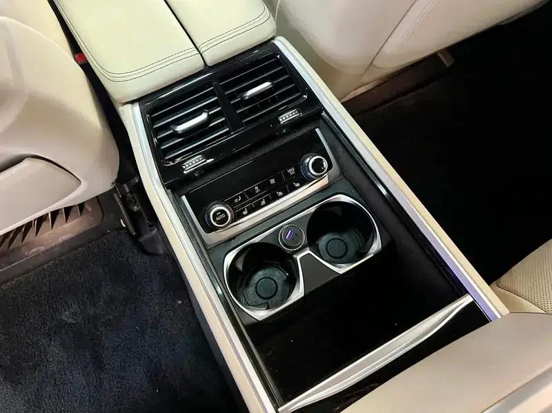 2018 BMW 7 Series 740Li xDrive Luxury M Sport Package — миниатюра 8