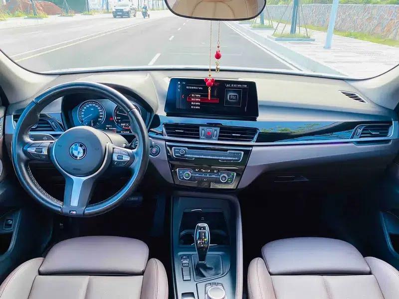 BMW X1 2021 sDrive25Li Leading Edition — миниатюра 7