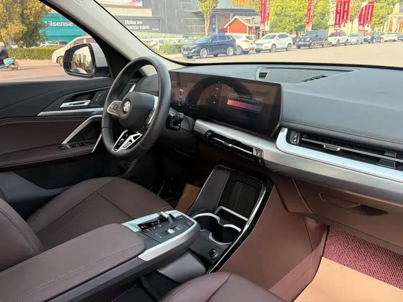 2023 BMW X1 sDrive25Li X Design Package — миниатюра 14