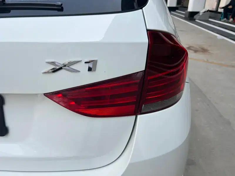 BMW X1 2013 sDrive18i Sport Design Package — миниатюра 11