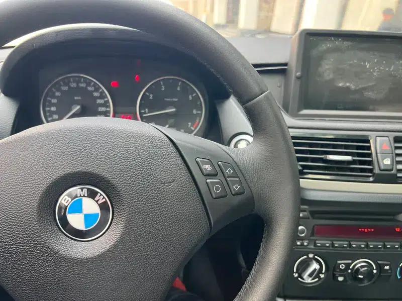 BMW X1 2013 sDrive18i Sport Design Package — миниатюра 26