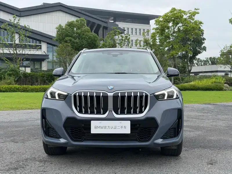 BMW X1 2023 sDrive25Li M Sport Package — миниатюра 2