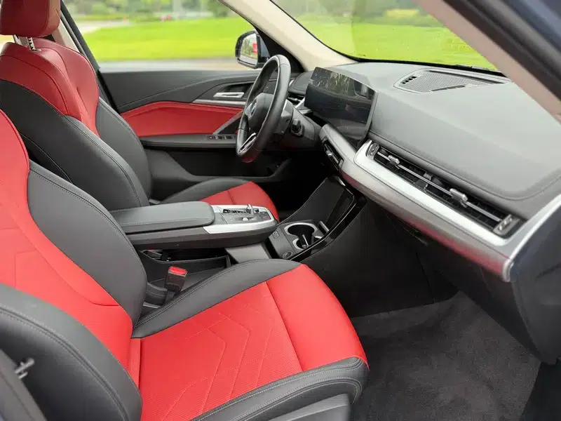 BMW X1 2023 sDrive25Li M Sport Package — миниатюра 13