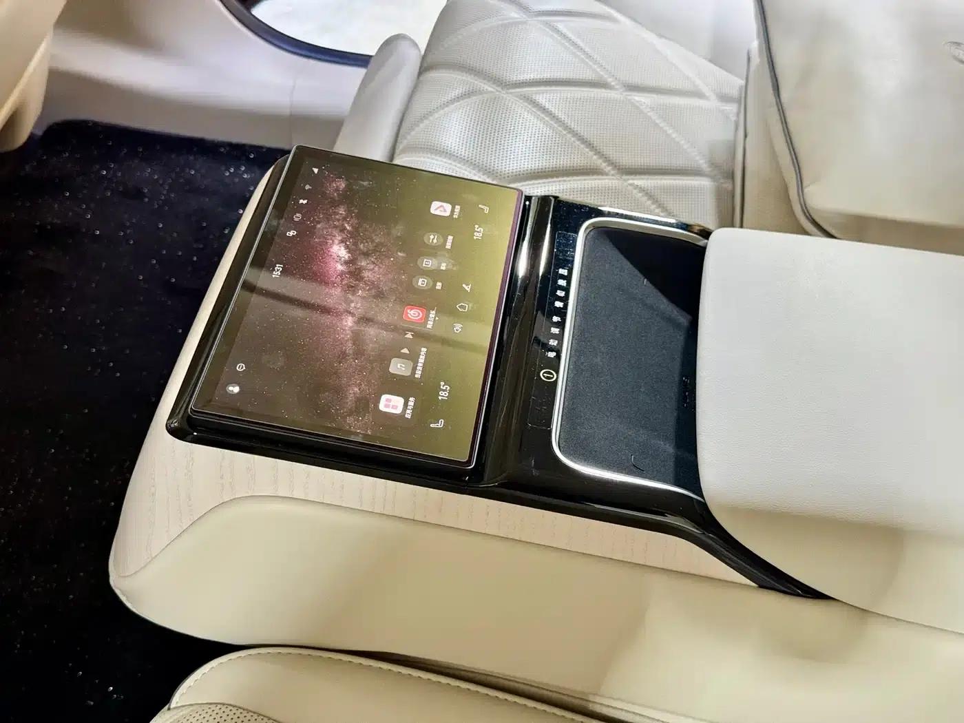 Enjoy S9 2024 Pure Electric Ultra AWD Flagship Edition — миниатюра 16