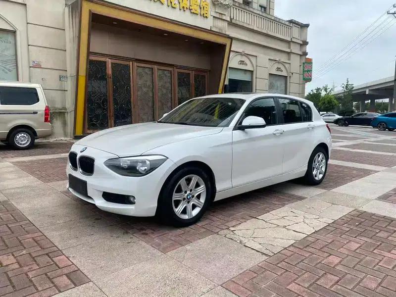 BMW 1 Series (Imported) 2013 Facelift 116i Leading Edition — миниатюра 1