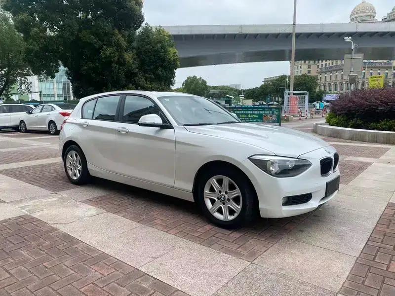 BMW 1 Series (Imported) 2013 Facelift 116i Leading Edition — миниатюра 3