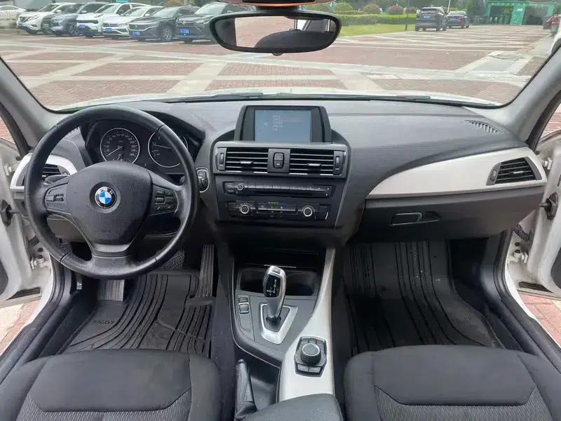 BMW 1 Series (Imported) 2013 Facelift 116i Leading Edition — миниатюра 10