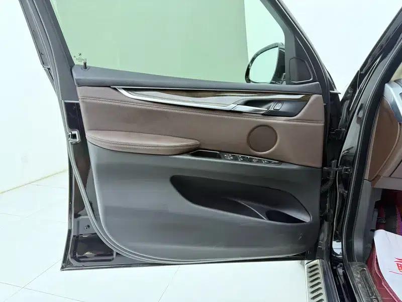 BMW X5 (Imported) 2018 xDrive28i — миниатюра 23