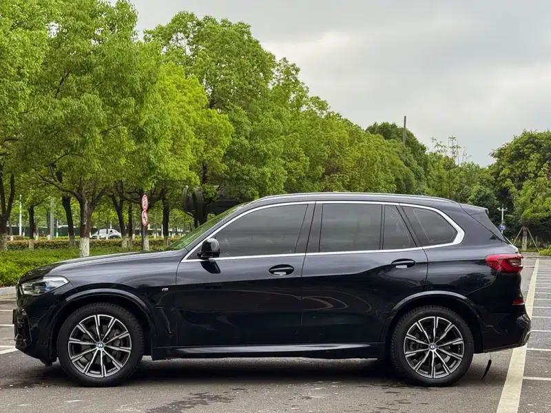 2019 BMW X5 (Imported) xDrive40i M Sport Package — миниатюра 3