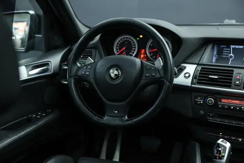 BMW X5 (Imported) 2010 X5 M — миниатюра 13