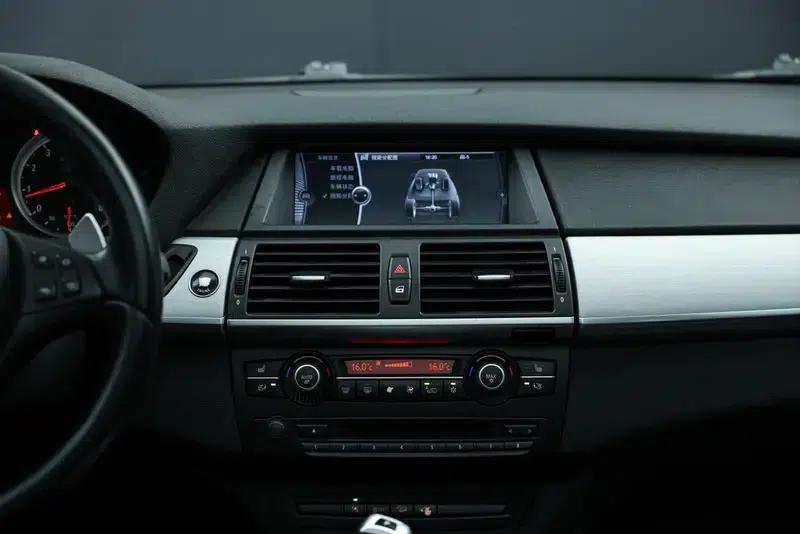 BMW X5 (Imported) 2010 X5 M — миниатюра 7