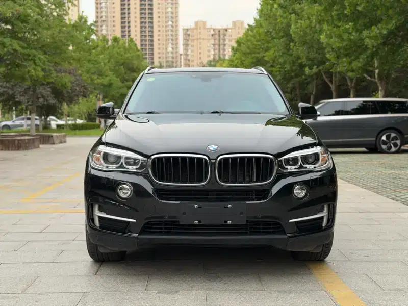 2015 BMW X5 3.0T Automatic Front-Wheel Drive 5-Seater (Parallel Import) — миниатюра 2