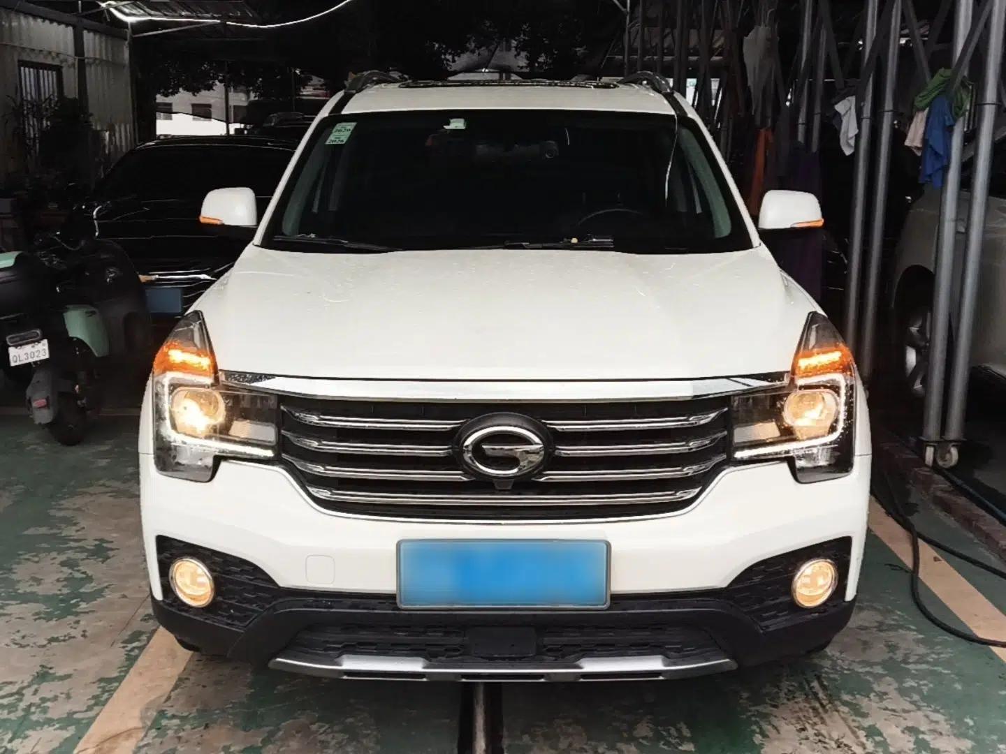 GAC Trumpchi GS7 2017 280T Two-Wheel Drive Luxury Model — миниатюра 2